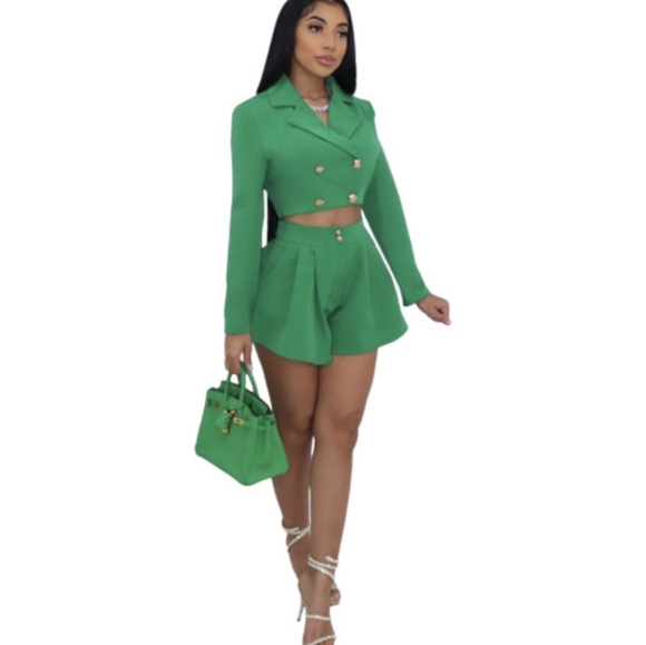 NWT GREEN DOUBLE BREASTED CROPPED MINI SHORT MATCHING SET SIZE: SMALL-LARGE - Picture 6 of 11